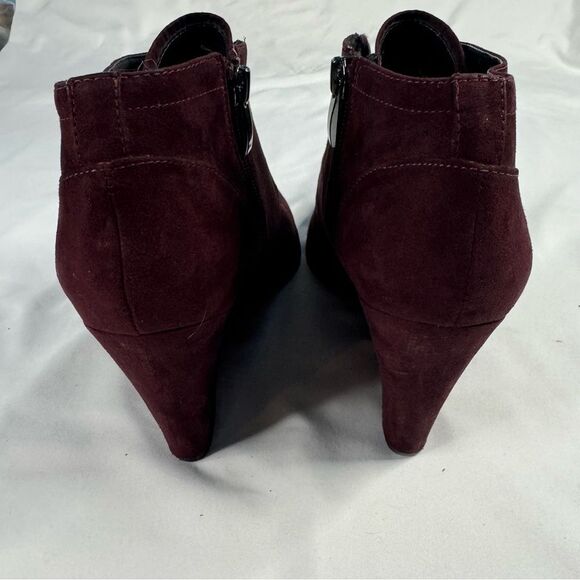 Franco Sarto Lennon Red Wine Faux Suede Lace-up Wedge Ankle Booties Size 10 M - Picture 8 of 9